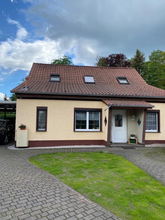 Ferienwohnung Zum Schloss 할베 외부 사진
